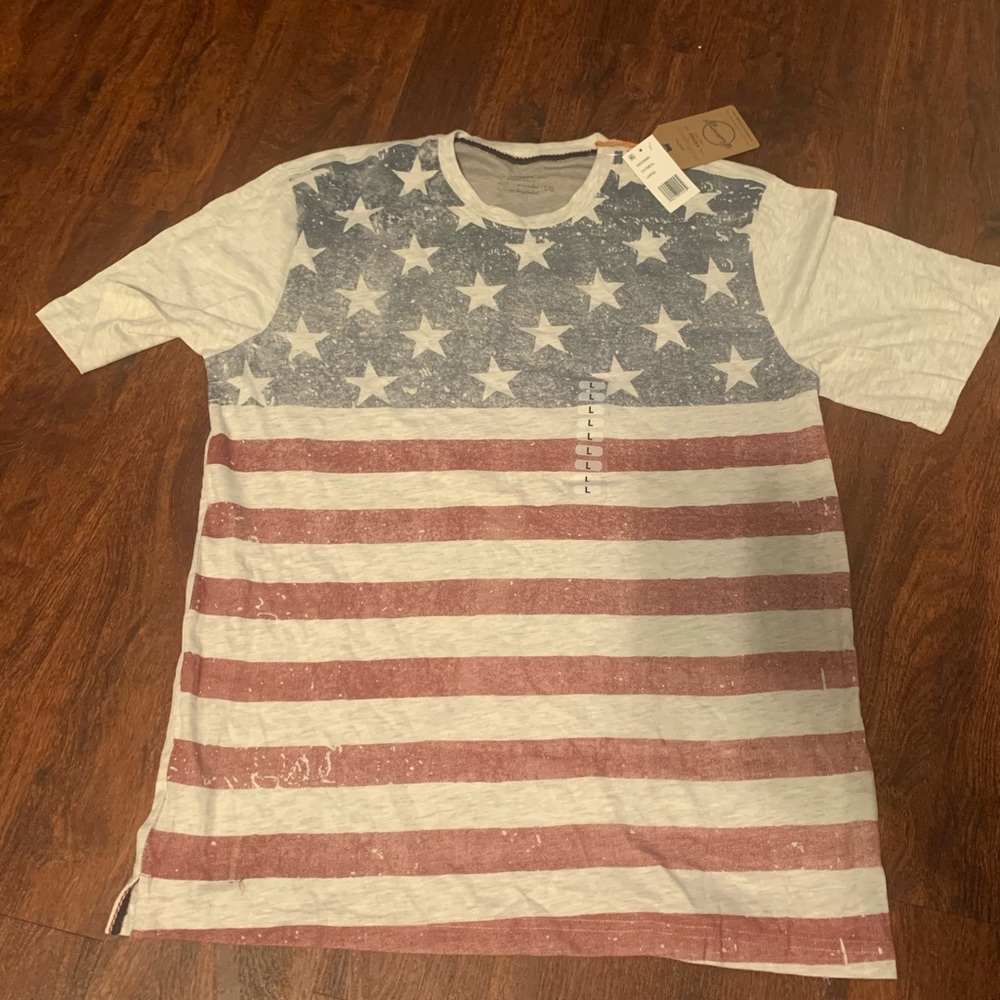 Large Weatherproof American T-shirt